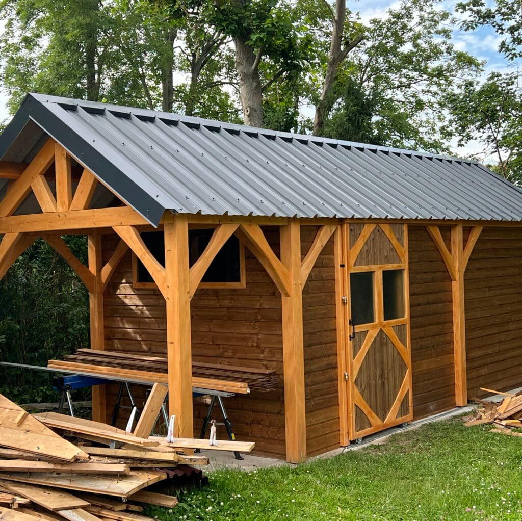 Barthelemi-charpente - Entretenir un chalet en bois en montagne : Guide complet pour 2025 - Featured Image 1